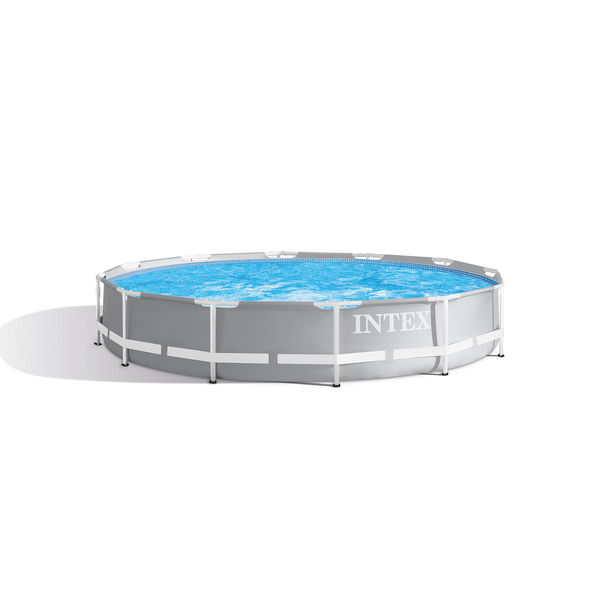 Piscina Prism Intex cheia com família